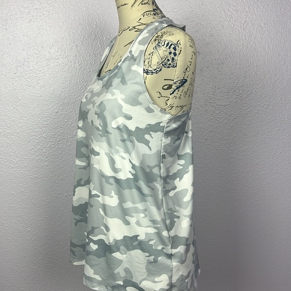 Army Print Workout Tank - Picture 3 of 5